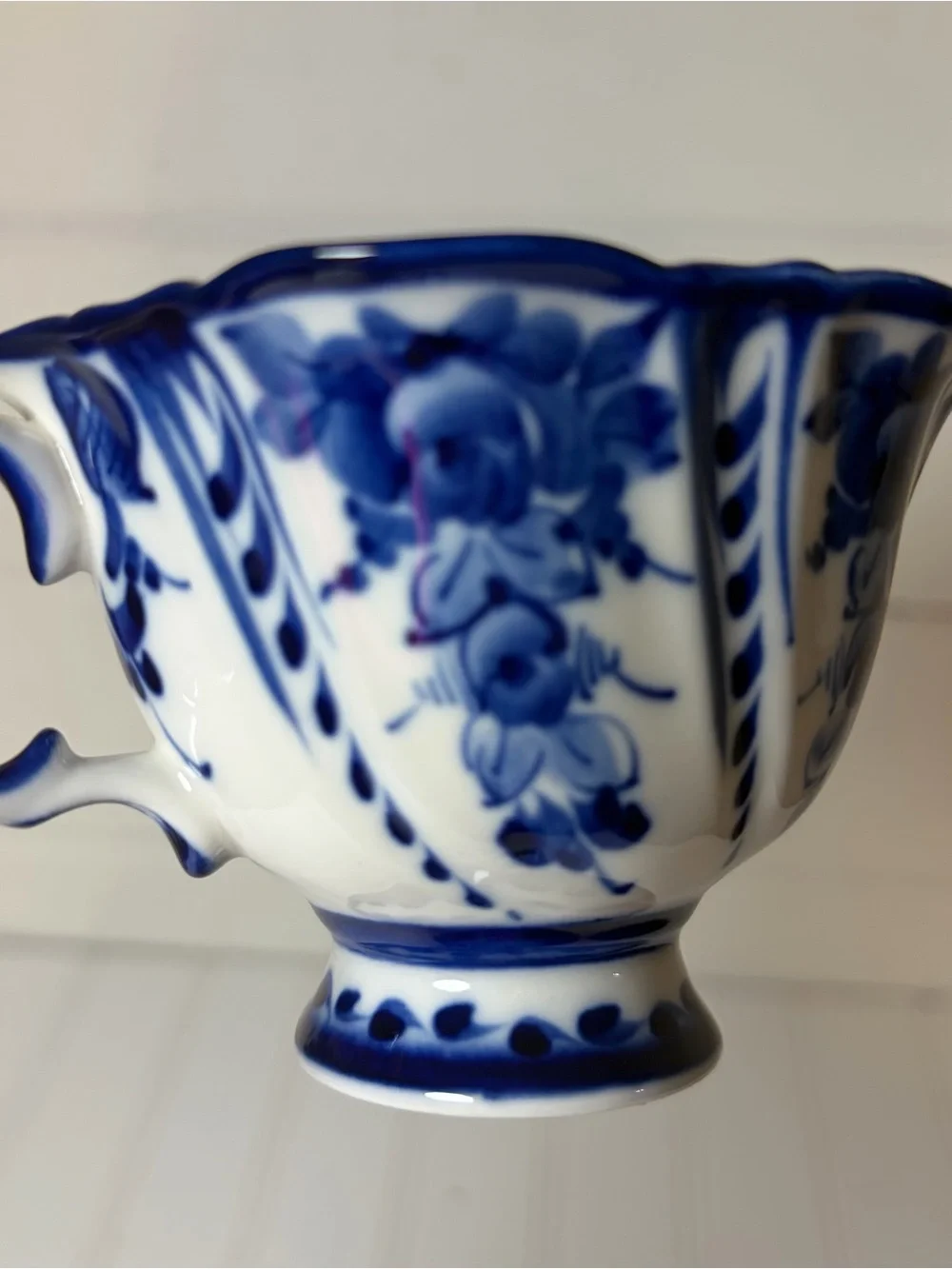 Vintage Russian Gzhel Porcelain Teacup and Saucer | Blue +White Floral - Picture 5 of 10